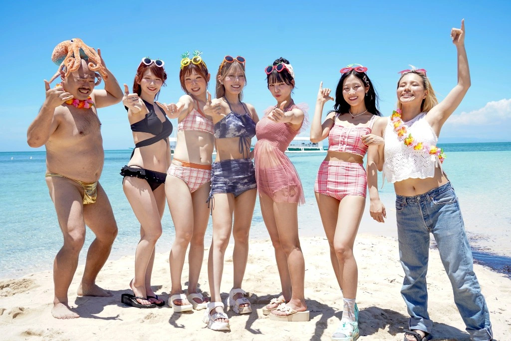 豆柴の大群「豆柴ダイビング」ライブレポート：新曲「裸のマーメード」初披露と新シーズンの幕開け